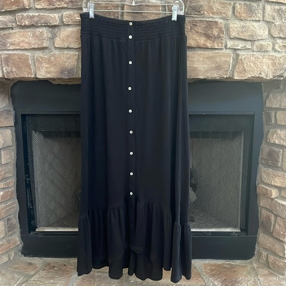 Cato black high-low skirt with elastic waistband. Size 14/16 - Picture 1 of 11